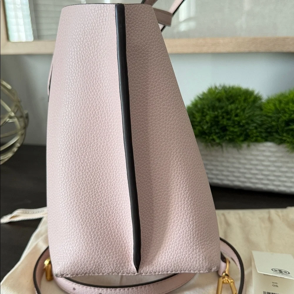 Tory Burch Perry Small Triple Compartment Tote 81928 Shell Pink - Picture 12 of 16